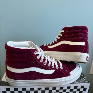 Vans Off the Wall Sk8 Skate Shoes Maroon Velvet Women’s Sz 9.5
